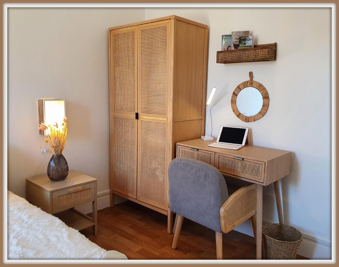 Apartment Maison Du Bonheur L Art De Vivre A La Francaise Entier Avec Parking
