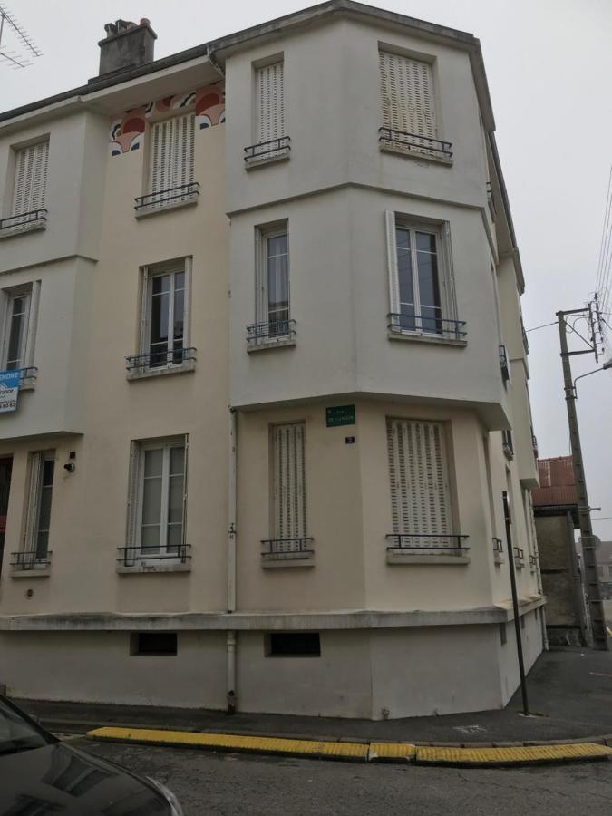 Apartment Maison Du Bonheur L Art De Vivre A La Francaise Entier Avec Parking Sainte-Savine